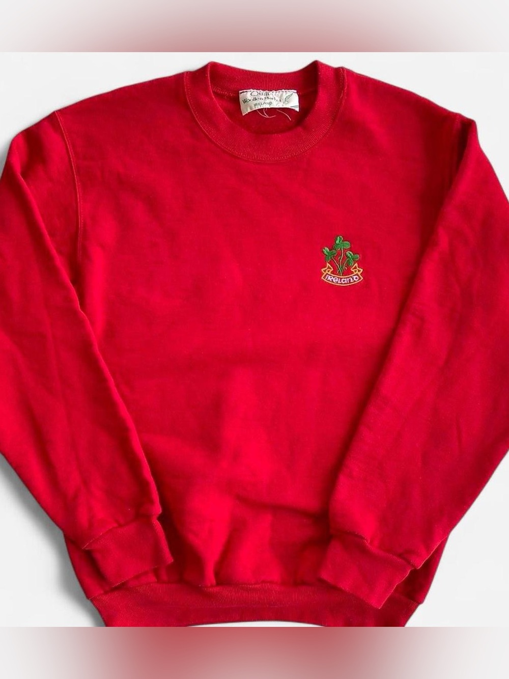 Vintage Quill’s Woolen Market Red Embroidered Ireland Logo Shamrocks Sweatshirt